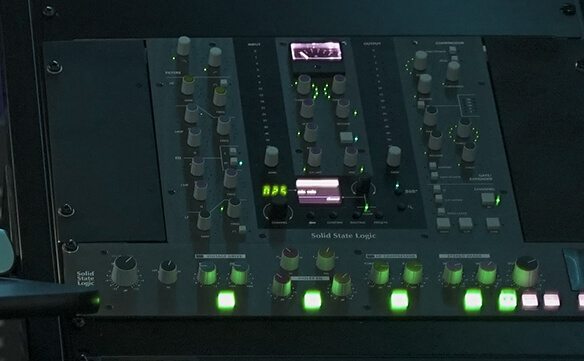traitement du signal et la coloration du son mixage et mastering SSl Fusion